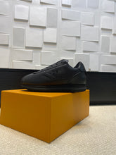 China Replica LV Women Shoes 122usd Only
